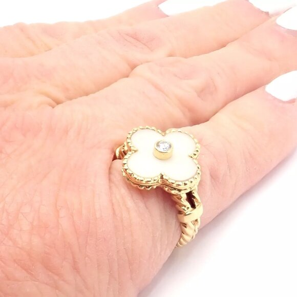 Van Cleef & Arpels Vintage Alhambra 18k Yellow Gold Diamond White Coral Ring - Picture 8 of 9